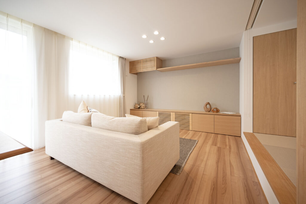 すっきり暮らす、60㎡
収納上手な
中古マンションリノベ