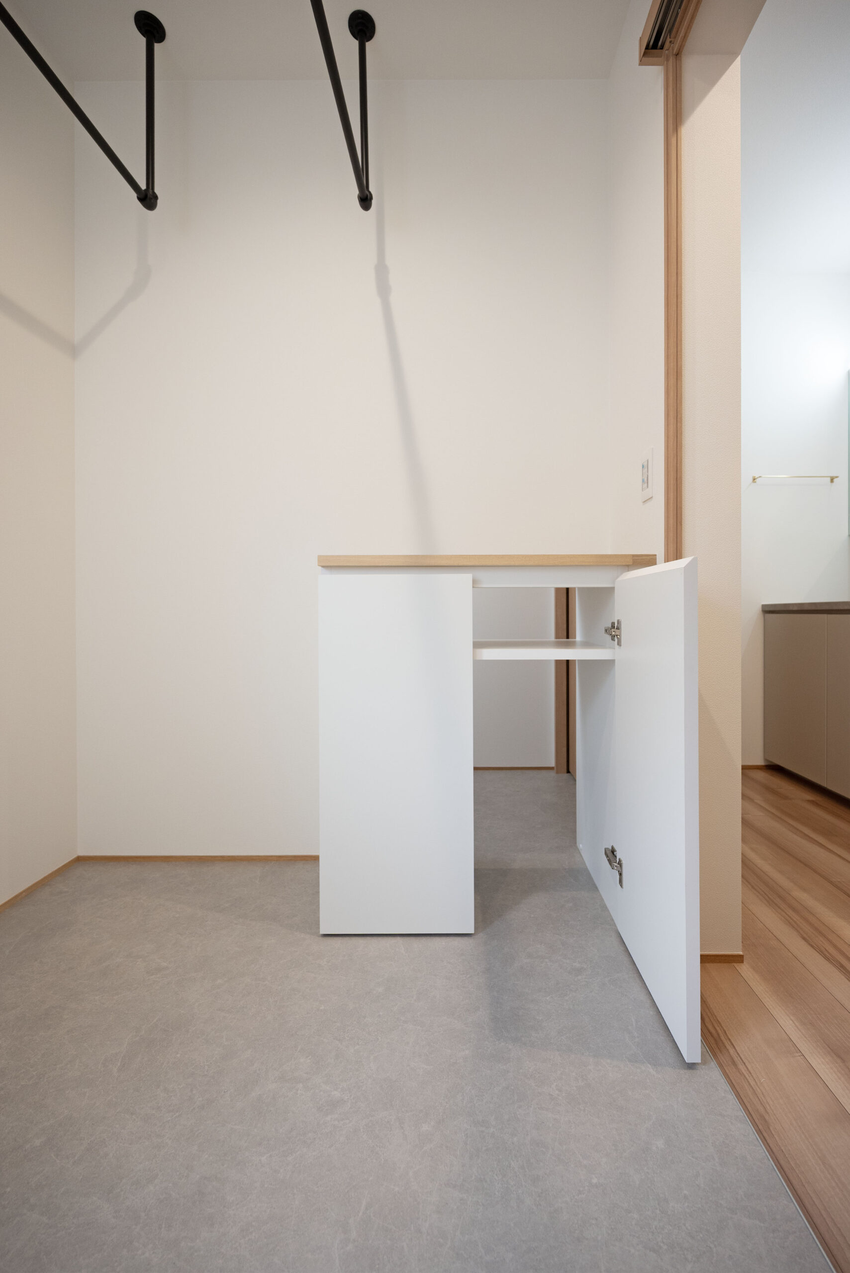 洗面室とランドリースペースを一体化した家事ラク動線のリノベーション