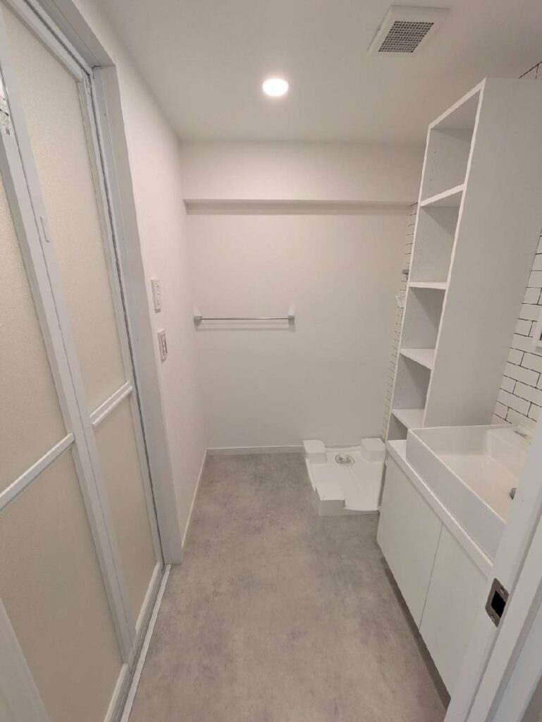 やさしい素材感を取り入れた北欧ナチュラルな洗面空間 マンションリノベーション事例