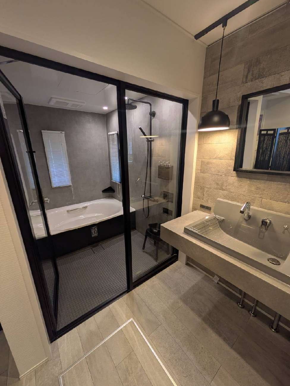 ホテルライクに生まれ変わった洗面・浴室