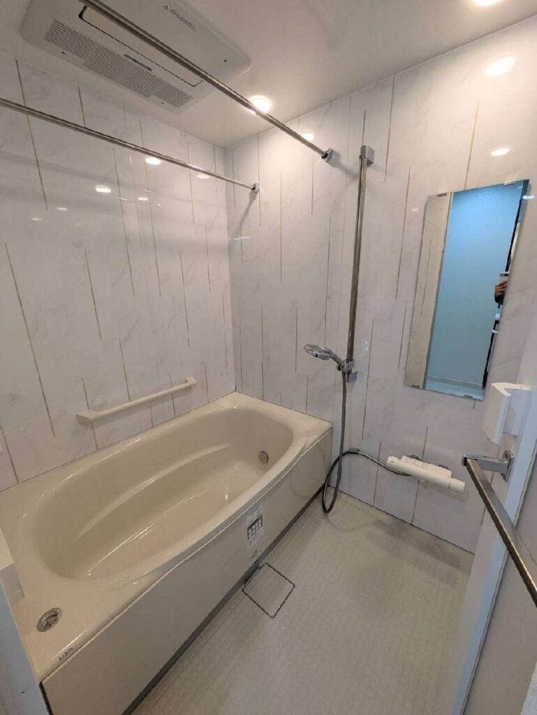 日々の質を高める、やさしく整えた水まわりリフォーム事例（バスルーム・洗面・トイレ）